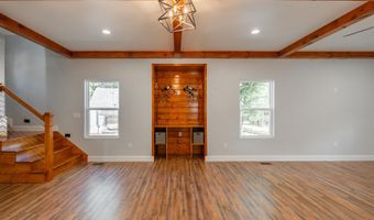 5 McGee St, Belton, SC 29627
