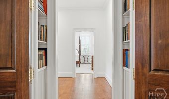 221 Hamilton Rd, Athens, GA 30606