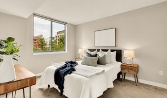 1050 N TAYLOR St 1-404, Arlington, VA 22201