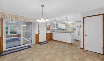 6809 Pilgrim Rd, Madison, WI 53711