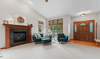4732 N PROVIDENCE Ave 301, Appleton, WI 54913