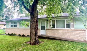 923 Rosemary St, Aurora, MO 65605