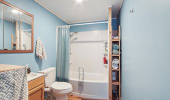422 Mcduff Dr, Alford, FL 32420