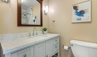 42 8th St 5525, Boston, MA 02129