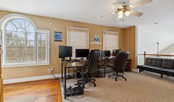 13 Scalise Dr, Columbia, CT 06237