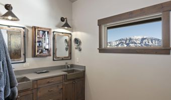 440 STRAWBERRY HILLS Dr, Bedford, WY 83112