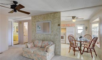 912 Oriole Cir, Barefoot Bay, FL 32976