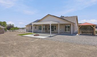 680 Buckskin Dr, Fernley, NV 89408
