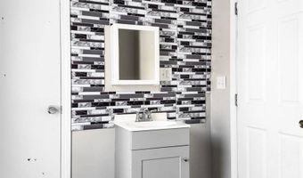 106 Parker St, Bangor, ME 04401