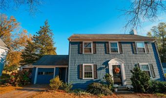 21 Holbrook Ave, East Providence, RI 02916