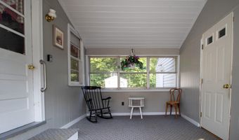 8 Sunnydale Ln, Parsonsfield, ME 04047