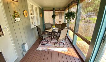 436 E 3rd St B, Alton, IL 62002