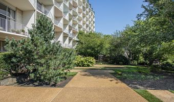 1200 N NASH St 860, Arlington, VA 22209