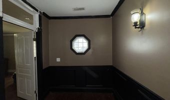 136 S Jackson St, Athens, TN 37303