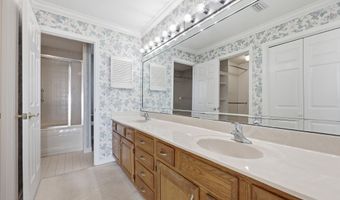 701 BEACH Ave 201, Atlantic Beach, FL 32233