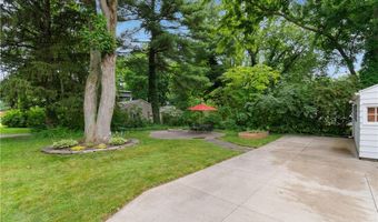 1923 Auten Dr, Akron, OH 44320