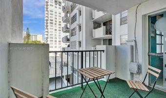 2750 NE 183rd St 406, Aventura, FL 33160