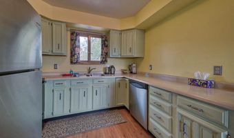 2305 Tresler Ave, Cody, WY 82414