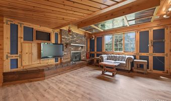 3415 N Applecrest Ct SE, Ada, MI 49301
