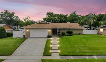 404 BARCLAY Ave, Altamonte Springs, FL 32701
