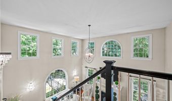 470 Sylvan Ct, North Kingstown, RI 02874