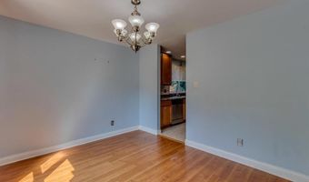 292 Brightfield Dr, Ballwin, MO 63021