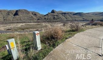 107 Appleford Dr, Asotin, WA 99402