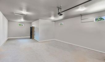 1121 Essex Dr, Benton, AR 72019