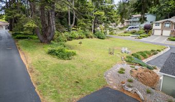 17440 DEER PARK Dr, Brookings, OR 97415
