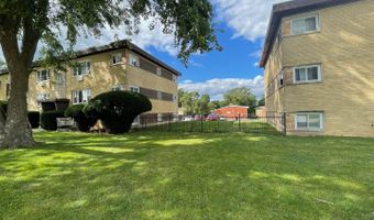 126 W Elizabeth Dr, Addison, IL 60101