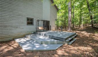 102 Chickadee Ct, Athens, GA 30605