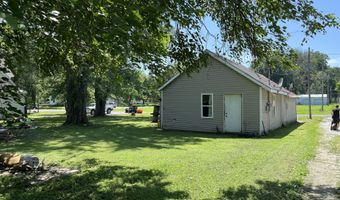 201 E 2nd St, Appleton City, MO 64724