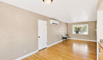 805 INDIANA St SE, Albuquerque, NM 87108