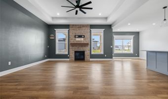 834 33rd Ct SW, Altoona, IA 50009