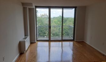 2500 N VAN DORN St 419, Alexandria, VA 22302