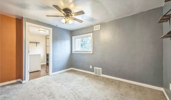 2318 Eccles St, Airville, PA 15210