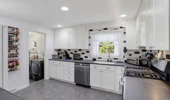 1103 WESTVIEW Ter, Dover, DE 19904