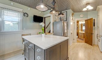 804 S Jackson St, Auburn, IN 46706