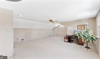 102 MERIDEN Dr, Hockessin, DE 19707