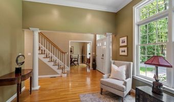 277 Main St, Bolton, MA 01740