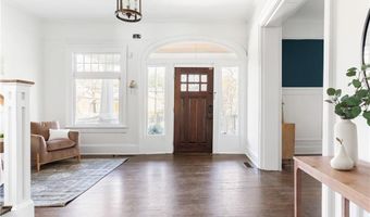 679 Lawton St SW, Atlanta, GA 30310