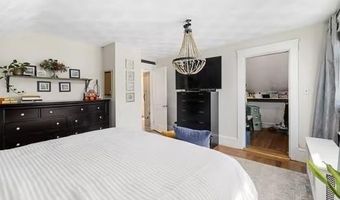 10 Long St, Johnston, RI 02919