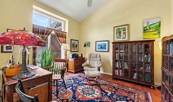 5368 Pinnacle Ct, Ann Arbor, MI 48108
