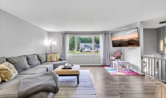 12485 N Lawn Ct, Alden, NY 14004