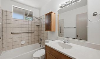 2504 Wanek Rd D, Escondido, CA 92027