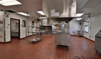 1902 Mountain View Dr, Cody, WY 82414