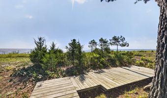 104 N BAY Dr, Dover, DE 19901