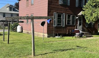 556 S Main St, Brattleboro, VT 05301