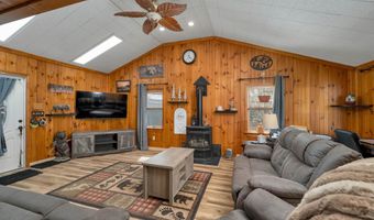 15 Manbow Rd, Alton, NH 03809
