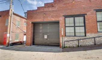 309 Wall St, Alton, IL 62002